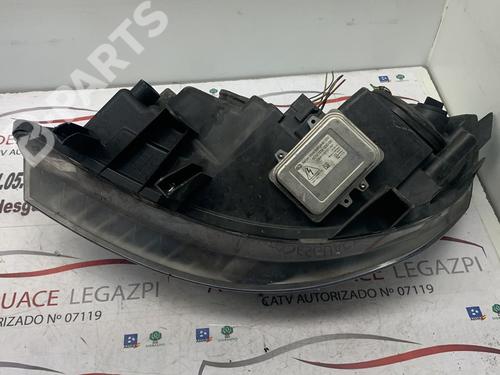 Right headlight RENAULT SCÉNIC II (JM0/1_)  | BP11007565C29 