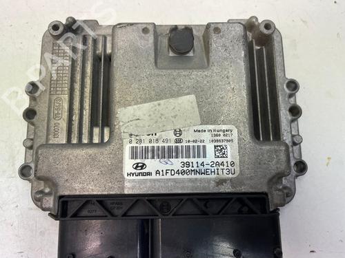 Used Engine control unit (ECU) HYUNDAI i30 (FD) [2007-2012]  18259245