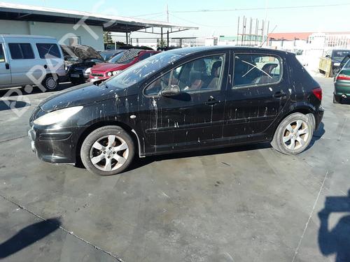 Fuse box PEUGEOT 307 Break (3E) 1.6 HDi 110 | BP16167586E1 