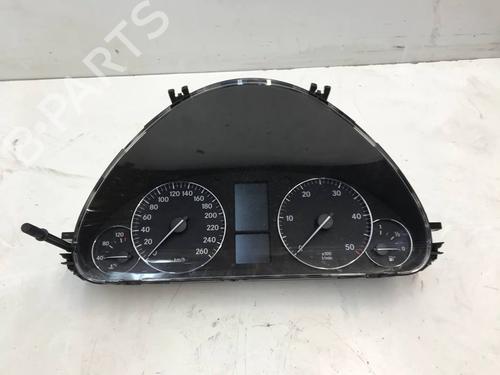 Used Instrument cluster MERCEDES-BENZ C-CLASS (W203) C 220 CDI (203.008) (150 hp) 25256991
