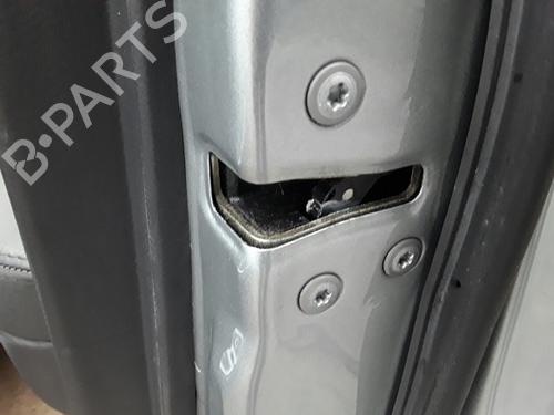 Used Front right lock TOYOTA AVENSIS (_T25_) 2.0 D-4D (ADT250_, ADT250R) (126 hp) 18319237