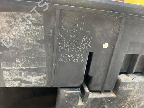Fuse box OPEL VECTRA C GTS (Z02) 1.9 CDTI (F68) | BP16435681E1 