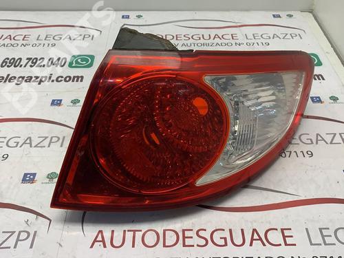 Used Right taillight HYUNDAI SANTA FÉ II (CM) 2.2 CRDi (155 hp) 11007512