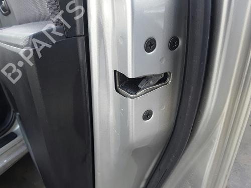 Used Front right lock MAZDA 5 (CR) 2.0 CD (CR19) (110 hp) 28014773