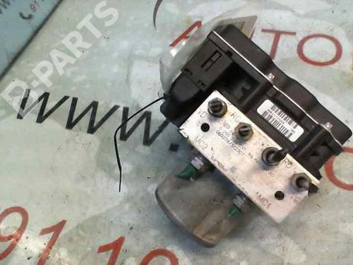 Used ABS pump CITROËN C8 (EA_, EB_) 2.2 HDi (128 hp) 10999671