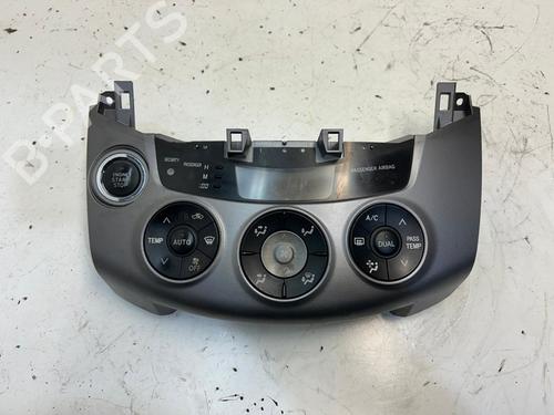 Used Climate control TOYOTA RAV 4 III (_A3_) 2.2 D 4WD (ALA30_, ALA30R) (177 hp) 24038687