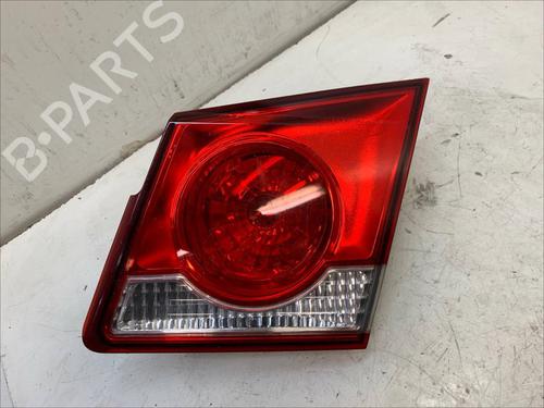 Used Right tailgate light CHEVROLET CRUZE (J300) 1.7 D (131 hp) 28708094