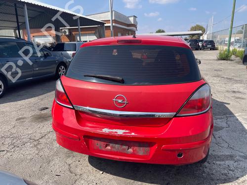 Fuse box OPEL ASTRA H (A04) 1.7 CDTI (L48) | BP20089018E1 