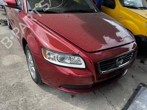 Used Front bumper Front bumper VOLVO S40 II (544) D2 (115 hp) 31855644 31855644