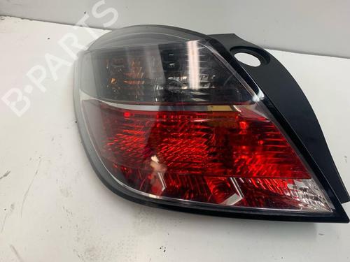 Venstre Baklys OPEL ASTRA H GTC (A04) 1.9 CDTi (L08) 342691834 |