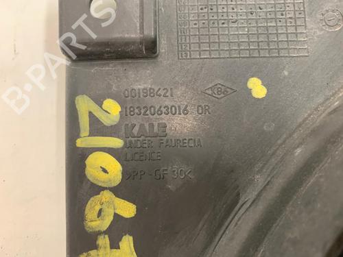 Radiator fan RENAULT CLIO III Grandtour (KR0/1_) 1.2 16V (KR0P) | BP15840668M35 
