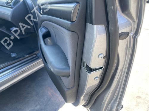 Used Front right lock BMW 3 (E46) 320 d (150 hp) 31584628