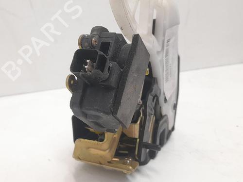 Rear right lock KIA SPORTAGE II (JE_, KM_) 2.0 CRDi 4WD | BP19107266C99