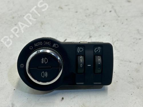 Used Headlight switch CHEVROLET CRUZE (J300) 2.0 CDI (150 hp) 24052802
