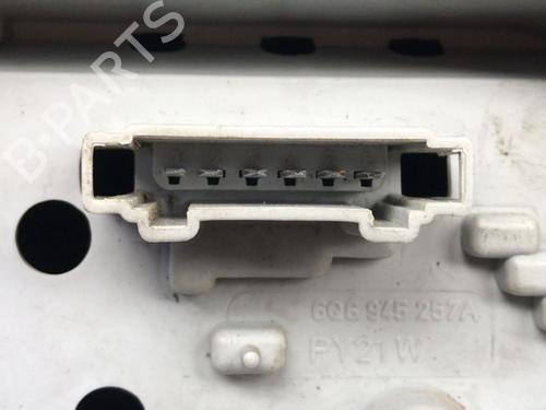 Left taillight VW POLO (9N_, 9A_) 1.4 16V | BP13088291C34 