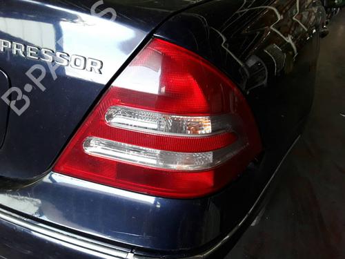 Right taillight MERCEDES-BENZ C-CLASS (W203) C 200 Kompressor (203.045) | BP11199583C35 