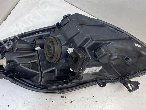 Right headlight TOYOTA YARIS (_P9_) 1.33 VVT-i (NSP90_, NSP90R) | BP29427116C29 