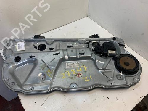 Lève-vitre avant gauche VW POLO (9N_, 9A_) 1.4 16V (75 hp) 23095923