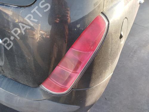 Used Right taillight LANCIA YPSILON (843_) 1.4 16V (843.AXC11, 843.AXC1B, 843.AXC1A) (95 hp) 30304738