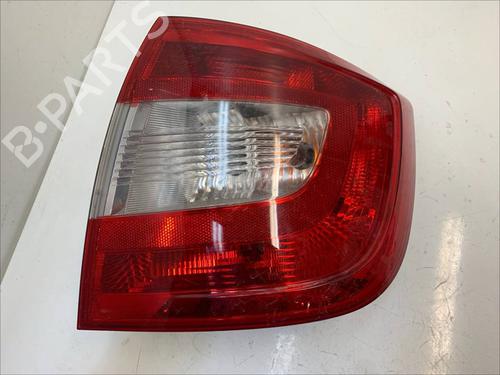 Used Right taillight SKODA RAPID (NH3, NK3, NK6) [2012-2022]  28425325