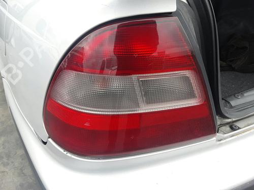 Used Left taillight HONDA CIVIC VI Fastback (MA, MB) 1.5 i Vtec-E (MA9) (90 hp) 19065179