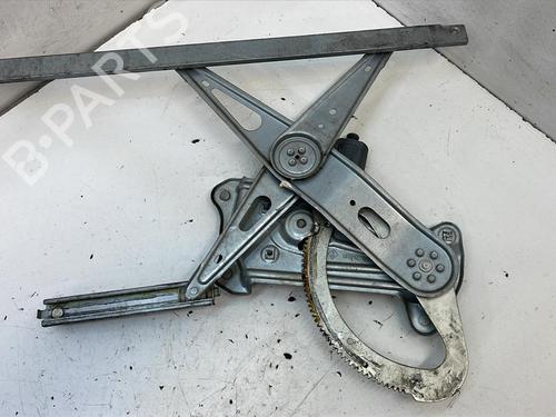 Elevalunas delantero derecho RENAULT MEGANE III Hatchback (BZ0/1_, B3_) 1.6 16V (BZ0H) (101 hp) 29607614