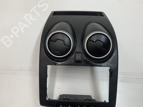 Used Air vent NISSAN QASHQAI / QASHQAI +2 I (J10, NJ10, JJ10E) 1.5 dCi (110 hp) 16839240