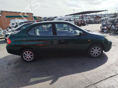 Left taillight TOYOTA PRIUS Saloon (_W1_) 1.5 Hybrid (NHW1_) | BP30436491C34