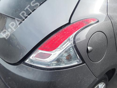 Used Right taillight LANCIA YPSILON (312_) 1.3 D Multijet (312.YXE1A, 312.YXU1A) (95 hp) 31018288