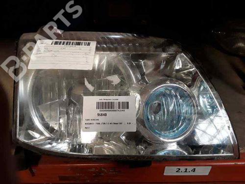 Used Right headlight NISSAN X-TRAIL I (T30) [2001-2013]  10996508