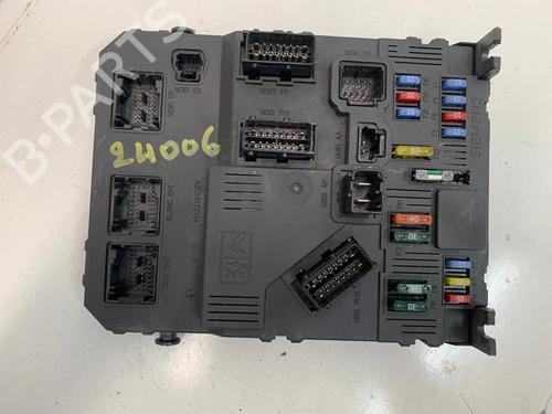 Used Fuse box CITROËN XSARA PICASSO (N68) 1.6 HDi (90 hp) 15259429