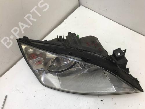 Right headlight FORD MONDEO III (B5Y) 2.0 TDCi | BP27593953C29 