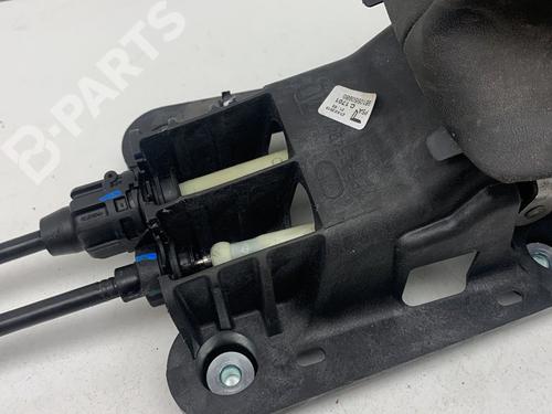 Gear lever PEUGEOT 2008 I (CU_) 1.2 THP 110 / PureTech 110 | BP11008768M90 
