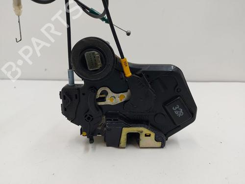 Used Front right lock TOYOTA COROLLA (_E12_) 2.0 D-4D (CDE120R, CDE120L_) (116 hp) 16451482