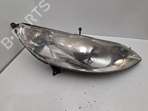 Koplamp rechts PEUGEOT 407 (6D_) 2.0 (6DRFNB, 6DRFNE) (136 hp) 18842974
