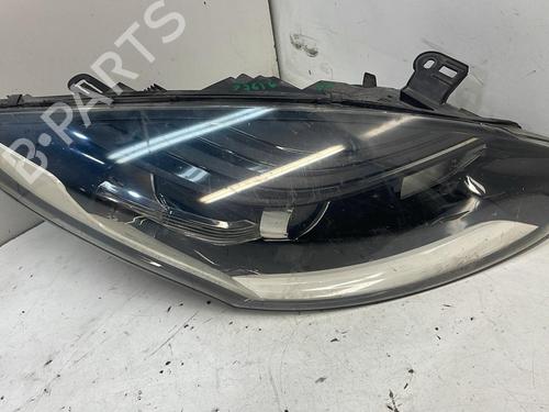 Højre forlygte RENAULT MEGANE III Hatchback (BZ0/1_, B3_) 1.5 dCi (BZ09, BZ0D, BZ1W, BZ29, BZ14) (110 hp) 30833323