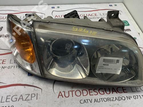 Used Right headlight HYUNDAI TRAJET (FO) 2.0 CRDi (113 hp) 11008256