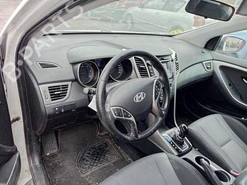 switch-hyundai-i30-gd-2011-36075272 main image