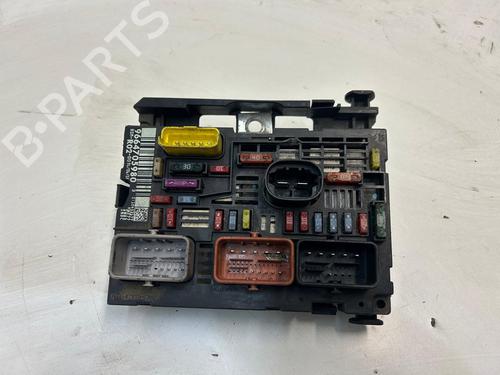 Used Fuse box PEUGEOT 407 (6D_) [2004-2011]  25136142