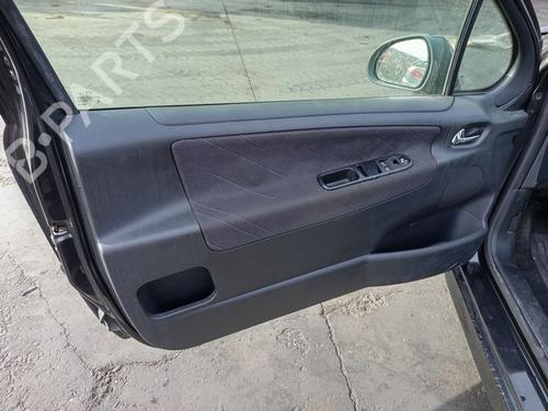 Lève-vitre avant gauche PEUGEOT 207 (WA_, WC_) 1.4 16V (95 hp) 31046738