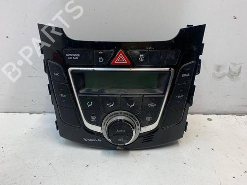 Used Climate control HYUNDAI i30 (GD) [2011-2025]  31038888
