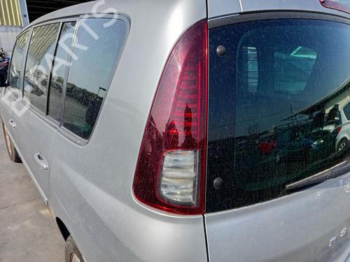 Used Left taillight RENAULT ESPACE IV (JK0/1_) 2.0 (JK09) (136 hp) 30492303