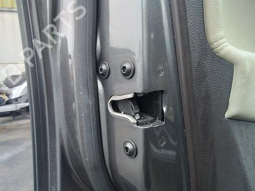 Used Front left lock OPEL INSIGNIA A (G09) [2008-2017]  30466898