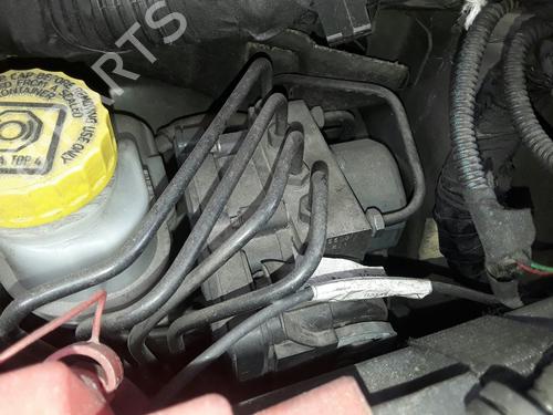 Used ABS pump LANCIA YPSILON (312_) 1.3 D Multijet (312.YXE1A, 312.YXU1A) (95 hp) 31018271