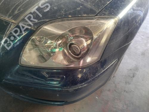 Used Left headlight TOYOTA AVENSIS Estate (_T25_) 2.0 D-4D (CDT250_, CDT250R) (116 hp) 30792205