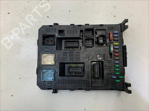 Used Fuse box CITROËN C5 II (RC_) [2004-2008]  23980156