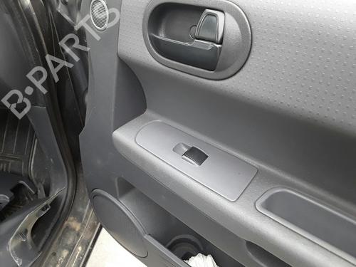 Used Front right window mechanism MITSUBISHI COLT VI (Z3_A, Z2_A) 1.1 (Z31A, Z32A) (75 hp) 29375675