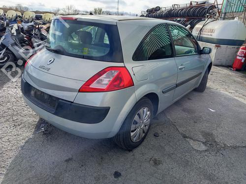 Gebruikte RENAULT MEGANE II (BM0/1_, CM0/1_) 1.6 16V (BM0C, CM0C) (113 hp) 4373053 Onderdelen