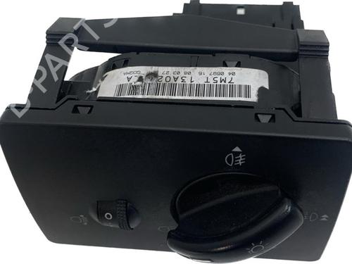 Headlight switch FORD FOCUS II (DA_, HCP, DP) 1.8 TDCi | BP15236814I24 