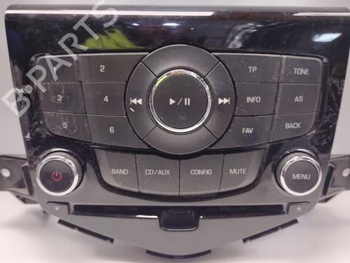 Used Radio CHEVROLET CRUZE (J300) 2.0 CDI (150 hp) 10998606